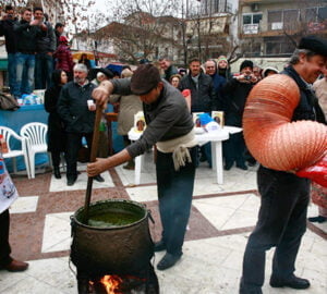 Το Μπουρανί Η Παράδοση του Καρναβαλιού στον Τύρναβο