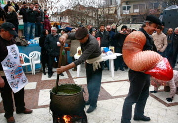 Το Μπουρανί Η Παράδοση του Καρναβαλιού στον Τύρναβο