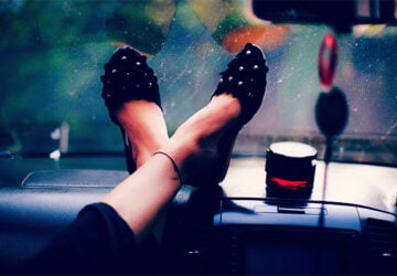 Επιλογή Παπουτσιών Συνδυάζοντας Μόδα και Άνεση