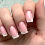 Γαλλικό μανικιούρ Tips Γαλλικό μανικιούρ Tips