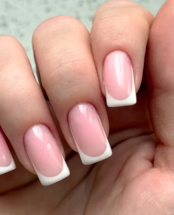 Γαλλικό μανικιούρ Tips